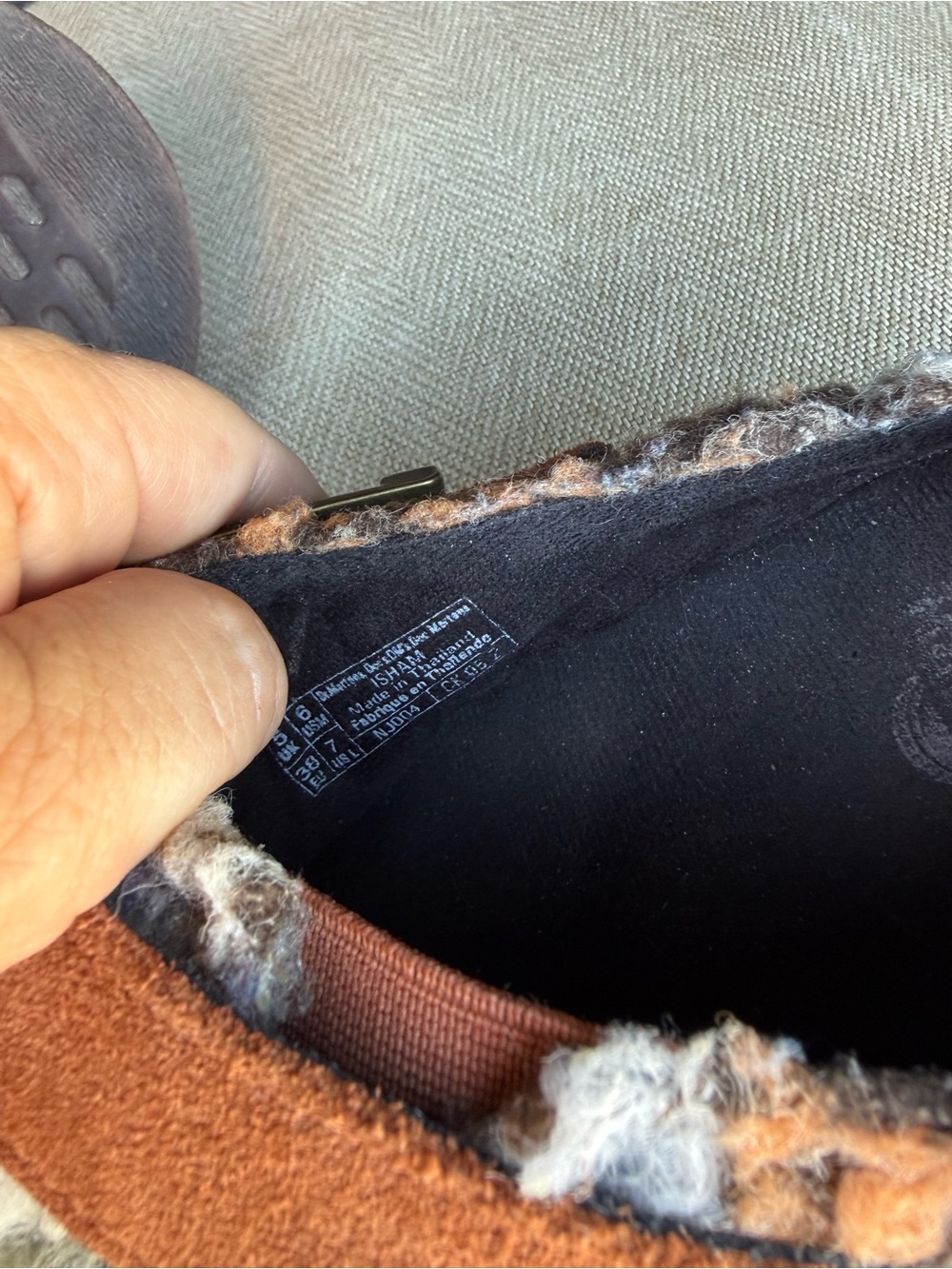 Dr Martens Isham Crochet Wool and Suede 38 - Picture 9 of 9